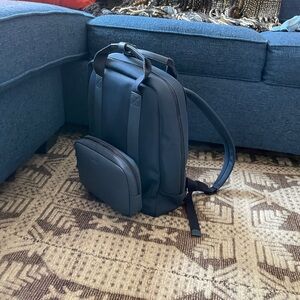 Monos metro backpack